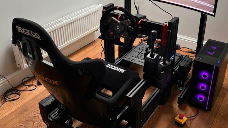 Идеальная сборка для тренировок: Simucube 2 Pro, Takho GT-21, ActivePedal, D-Box и Trak Racer TR160