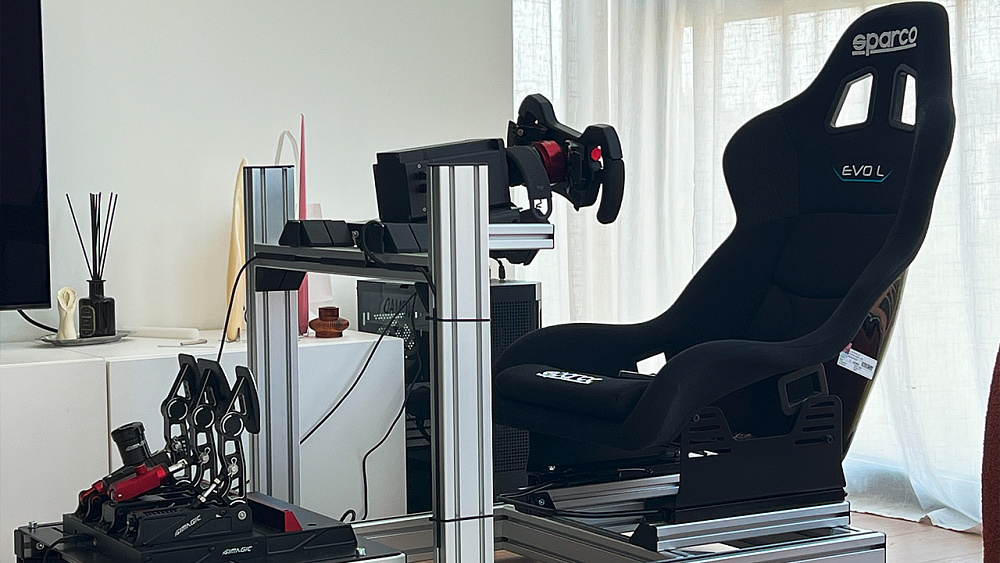 Тренажер для изучения трасс на базе Simagic